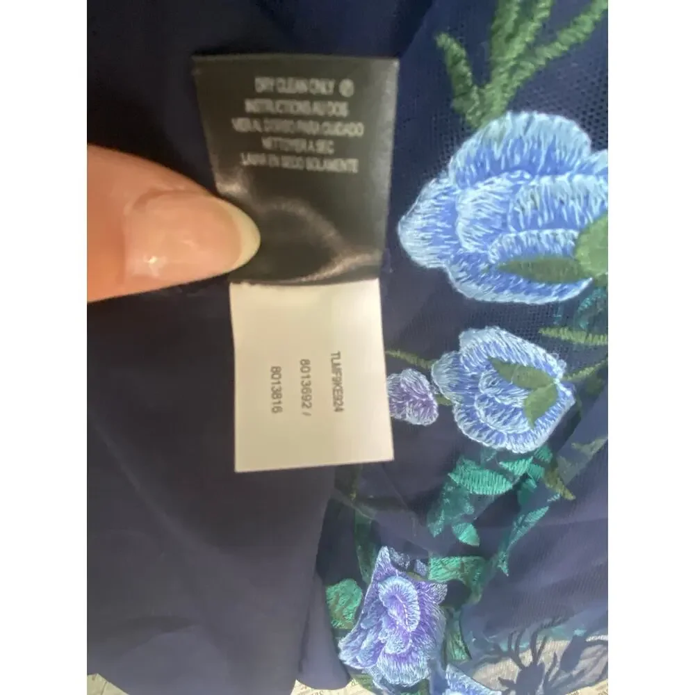 Tahari ASL Floral Embroidered Dress Size 6 - Picture 11 of 11